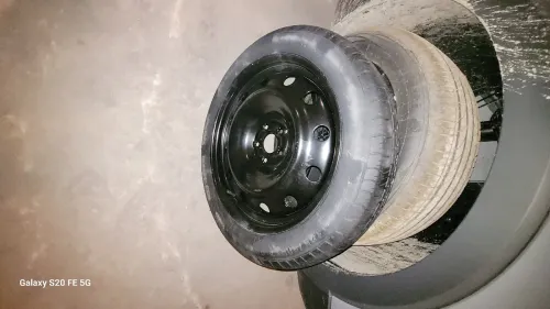 Roue de secours volkswagen tharu