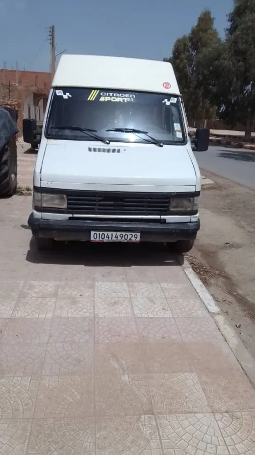 Peugeot J5 1990 