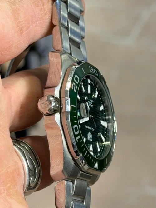 Montre tagheure original identique