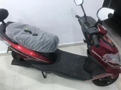 Kimi Kimi 10 2025
