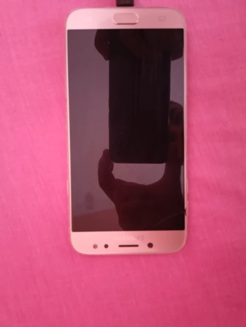 Samsung Galaxy J7 Pro