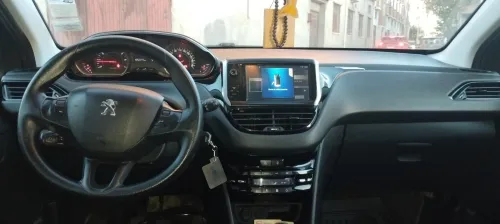 Peugeot 208 2012 