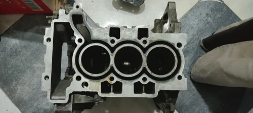 Piece moteur 1.0 vti 208 301 C3