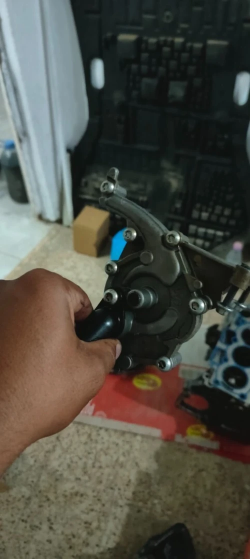Piece moteur 1.0 vti 208 301 C3