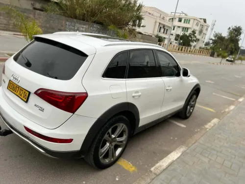 Audi Q5 2012 Off Road
