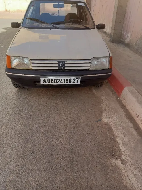 Peugeot 205 1986 Junior