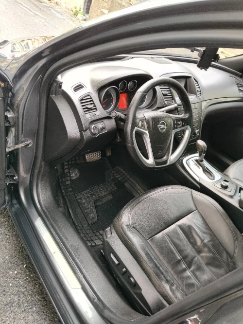 Opel Insignia 2011 OPC