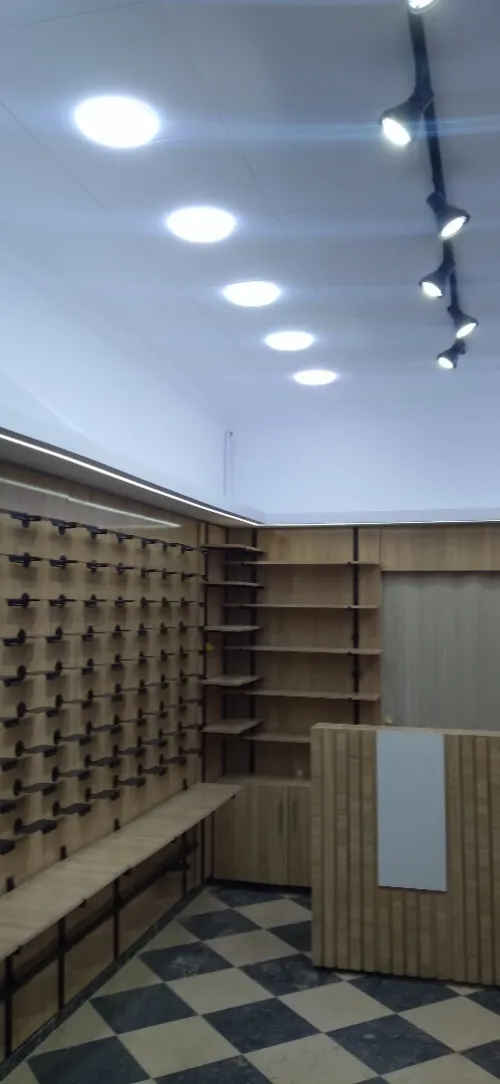 Aménagement magasin et pharmacie تهيئة المحلات والصيدليات
