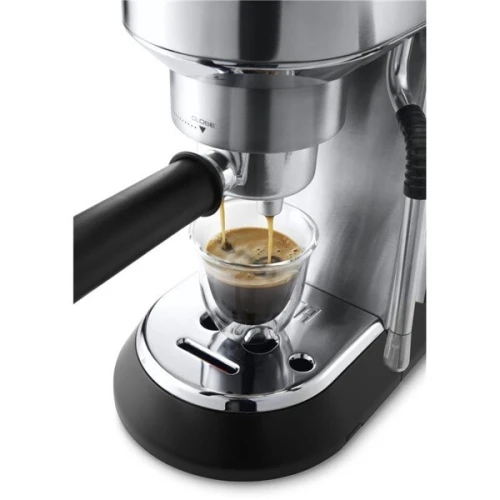 MACHINE A CAFE DELONGHI ARTE EC885M