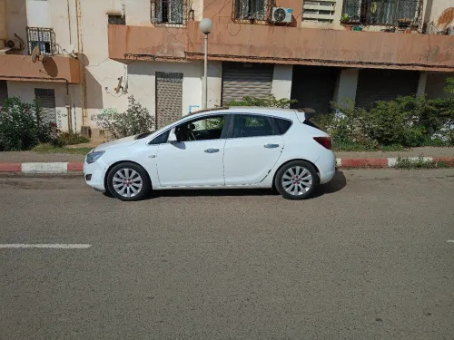 Opel Astra 2012 Astra