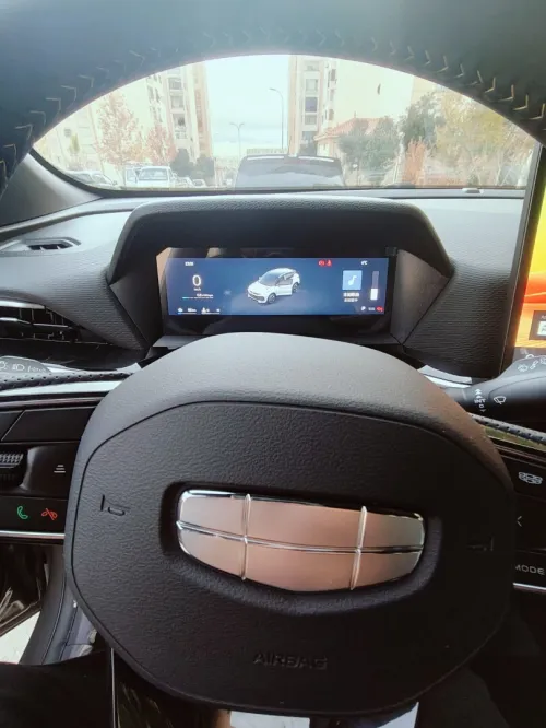 Geely Coolray 2025 Foul
