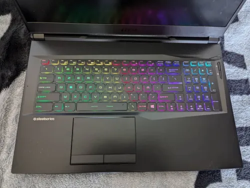 Laptop gamer Msi leopard I7 10750H RTX 2070