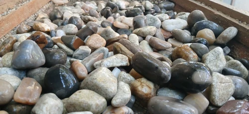 احجار طبيعية