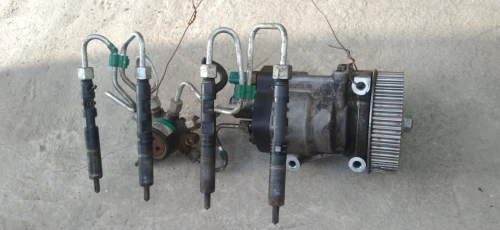 Pompe HP 1.5 dci injecteur rampe hp