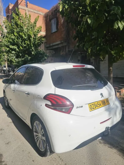 Peugeot 208 2018 Allure Facelift
