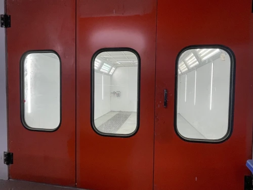 Cabine de peinture (Four)