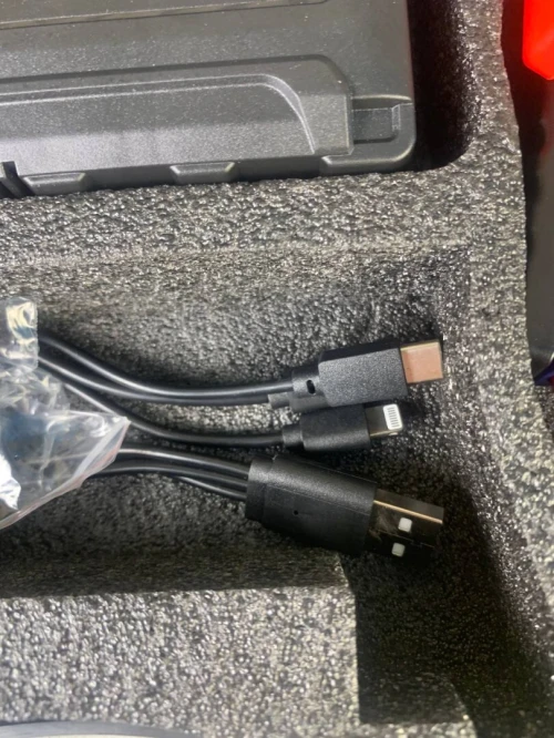 Booster Batterie Voiture avec Compresseur  2-en-1 Multifonction