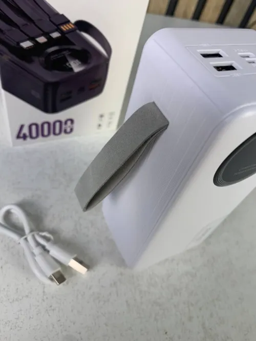 Power Bank Premium 40000mAh Hoco J-005 Recharge Multiple Appareils
