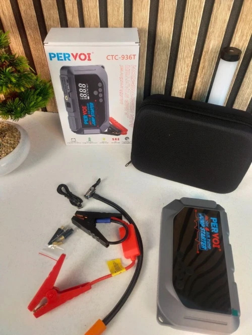 Booster de Batterie Voiture 2-en-1 Compresseur d'Air et Écran Numérique