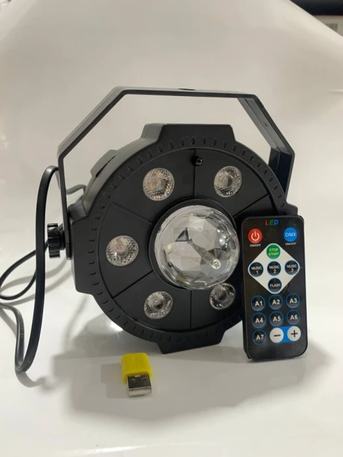 Projecteur jeux de lumiere RGB Laser rotatif 6en1 effets Stroboscope