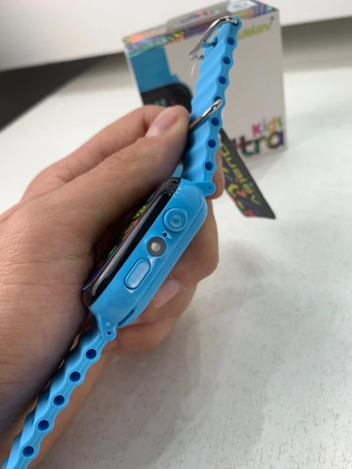 Montre intelligente avec fonction dappel - durgence SOS et camera pour enfants
