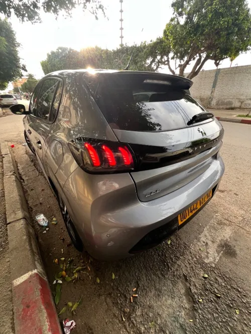 Peugeot 208 2022 Allure