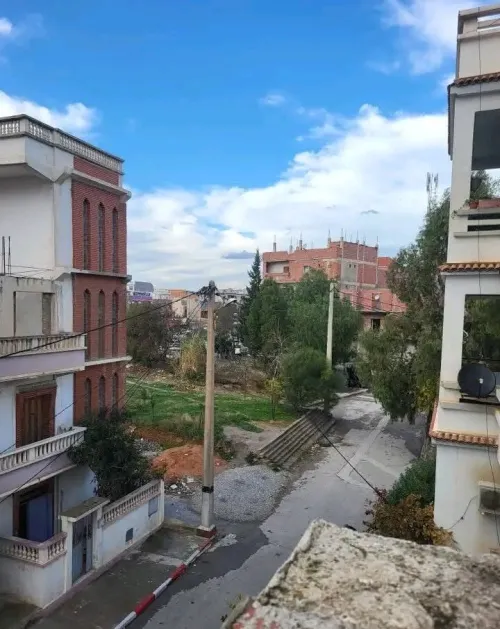 Location Appartement Niveau de villa F5 Constantine El khroub
