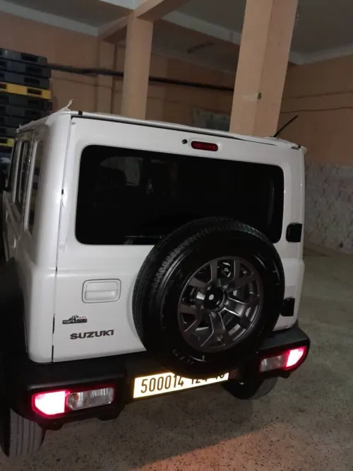 Suzuki Jimny 2024 
