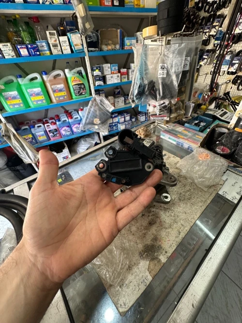 Alternateur et regulateur clio 4 gt line