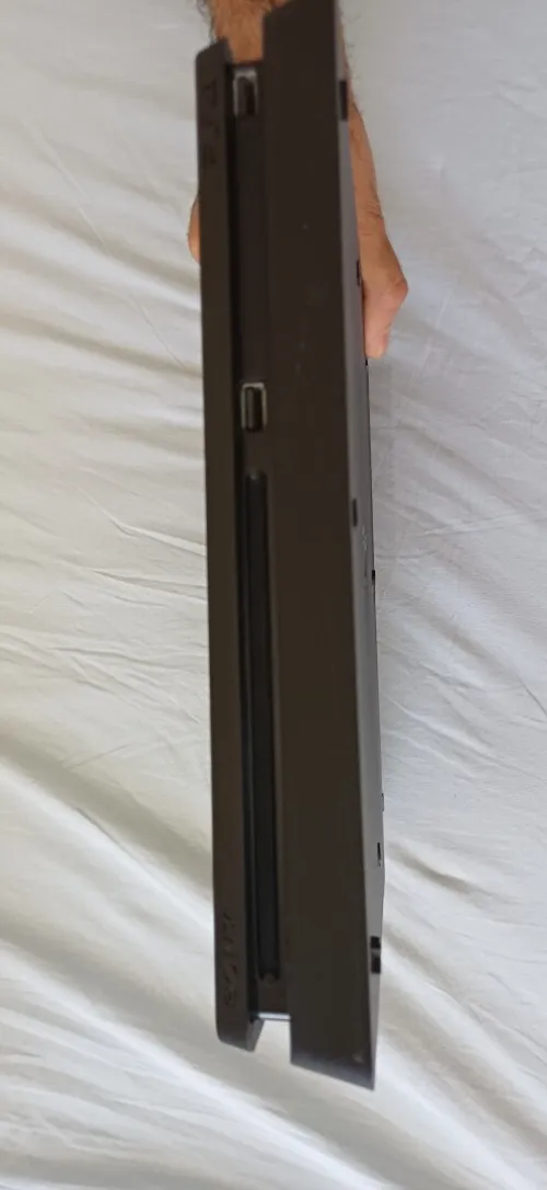 Ps4 slim