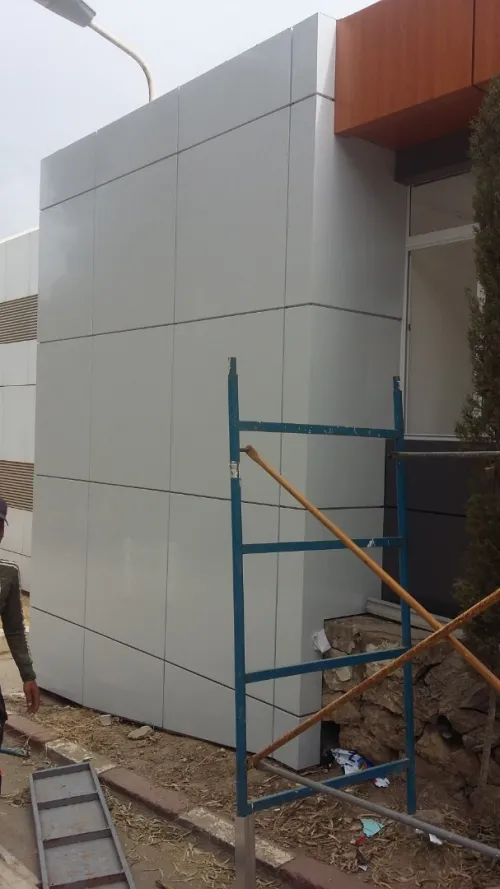 ALUCOBOND / HPL / CCV /terre cuit....