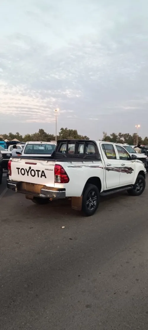 Toyota Revo  2025 