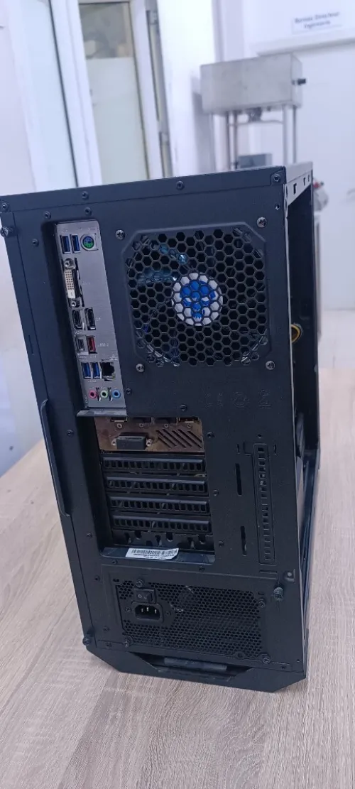 Pc gaming i510600kf 1070 ti
