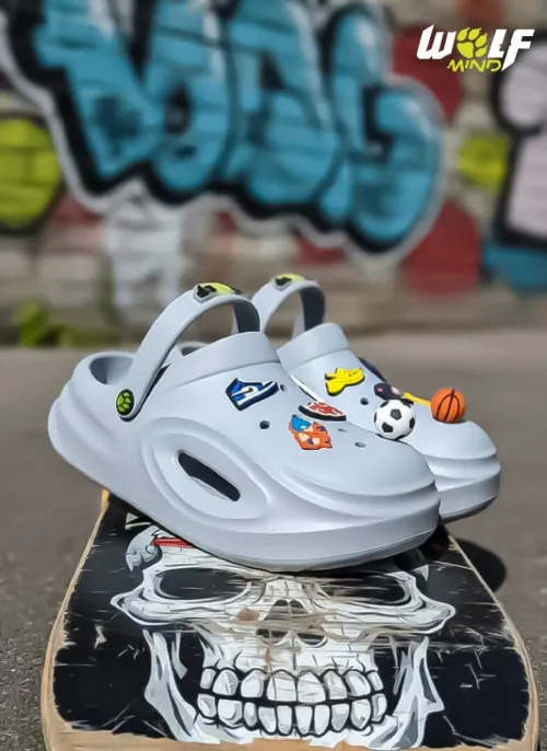 crocs-Clogs confortables et tendance  Livraison possible