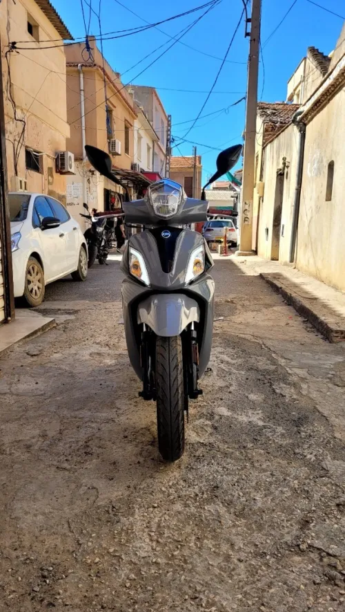 Sym St 200 2025