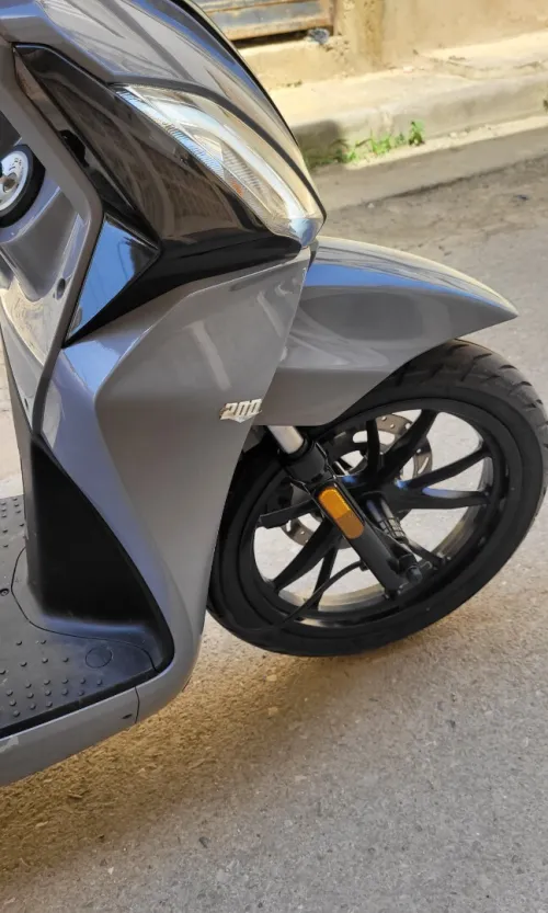 Sym St 200 2025