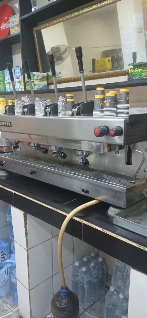 Machin conti