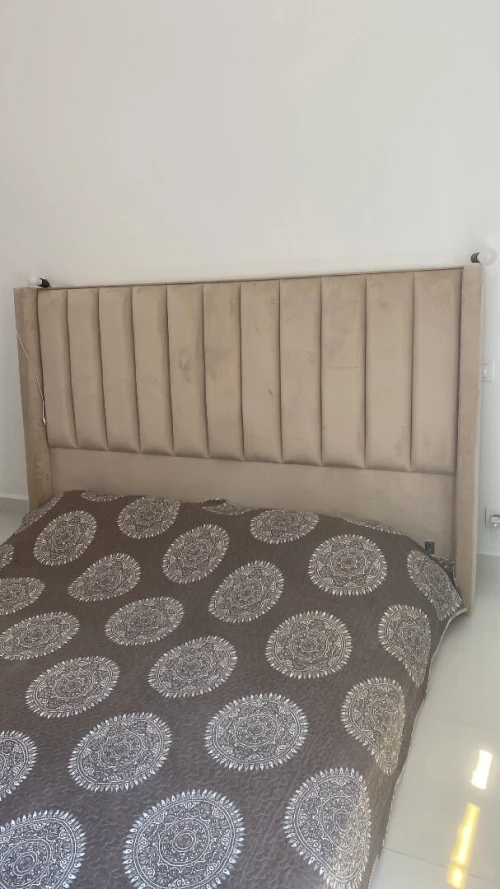 Lit coffret avec matelas