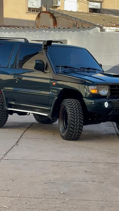 Mitsubishi Pajero Court 1996 