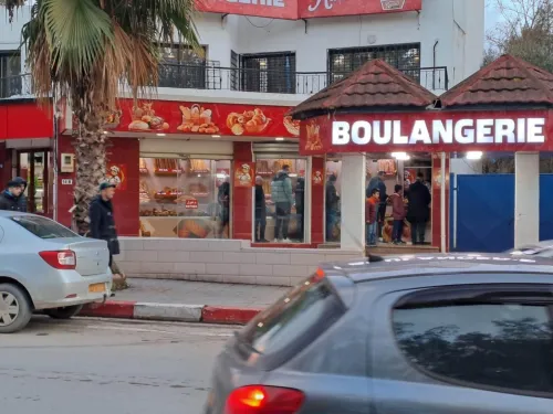Boulangerie في وسط مدينة بومرداس