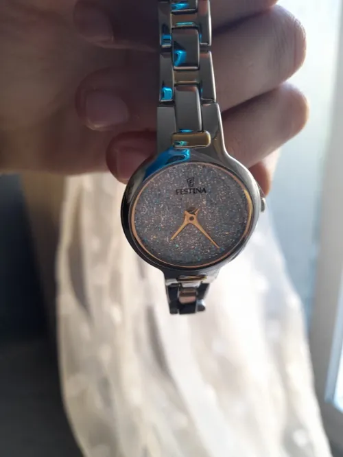 Une montre originale spécialement femme de la marque Festina