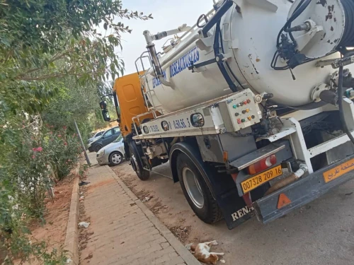 Renault midlum 220  hydrocureurs 2009