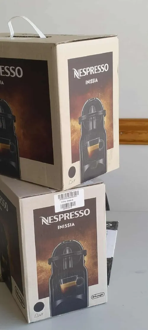 Machine a café Nespresso inisia