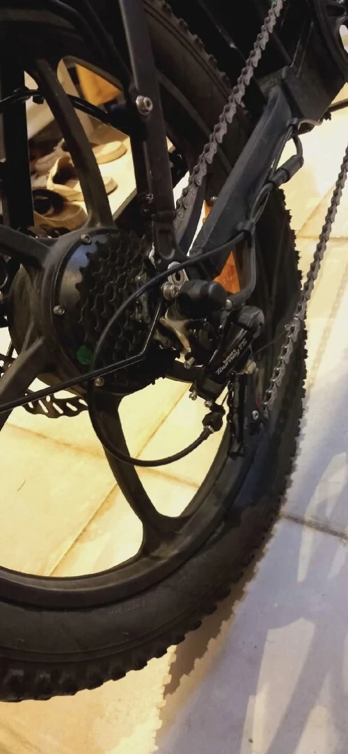 VELO ELECTRIQUE HITWAY COMME NEUF