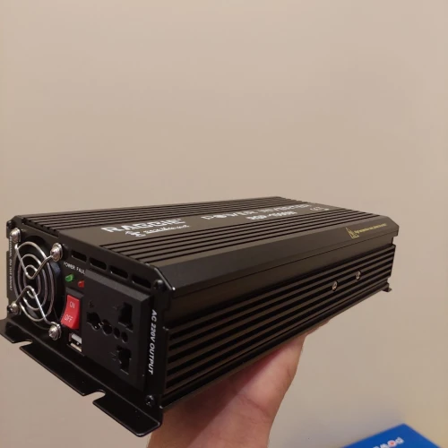 Convertisseur originale 12V à 220V 1500W