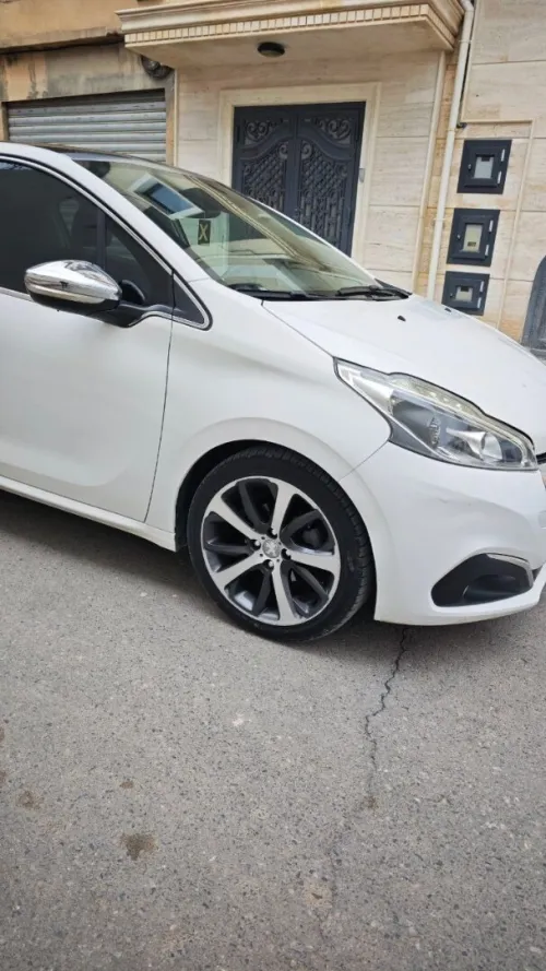 Peugeot 208 2019 Allure Facelift