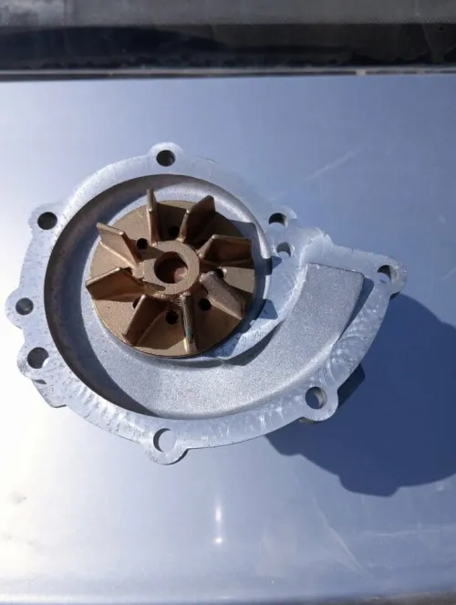 pompe a eau laguna diesel 2.2 12v td بومبة ناع الماء