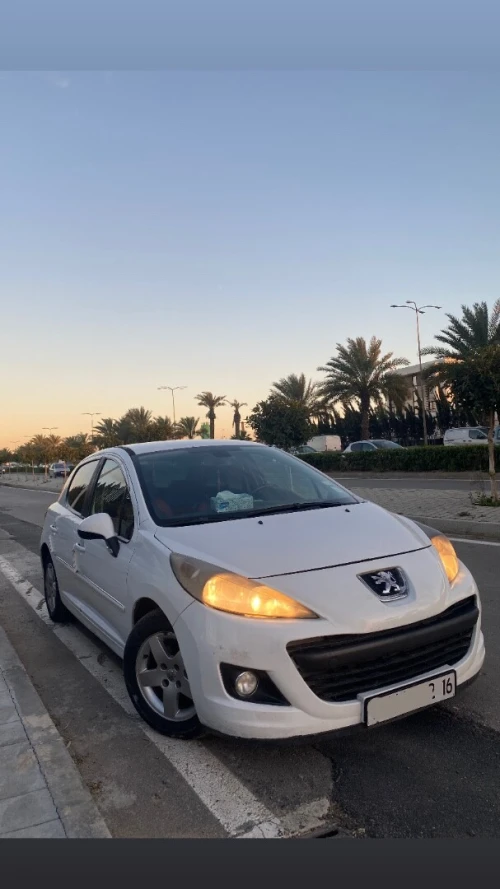 Peugeot 207 2012 