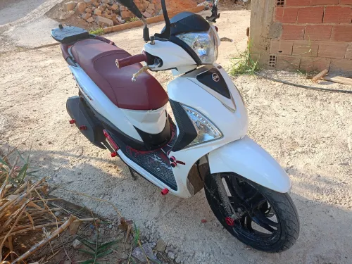 Sym ST 2023