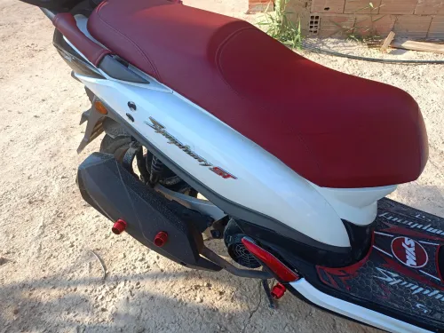 Sym ST 2023